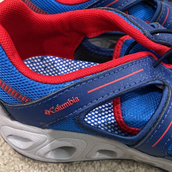 Columbia water shoes - Picture 2 of 6